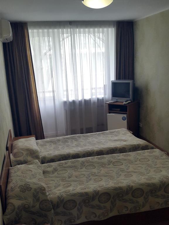Marrion Hotel Odessa Exterior photo