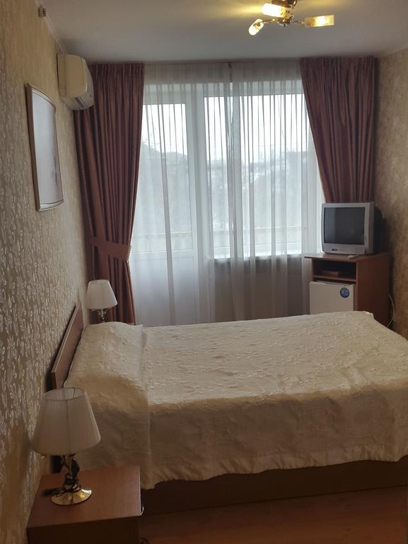 Marrion Hotel Odessa Exterior photo